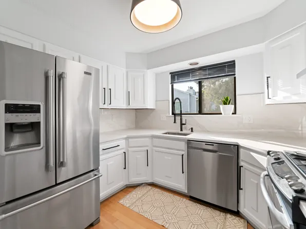 624 Cypress Road #624, Newington, CT 06111