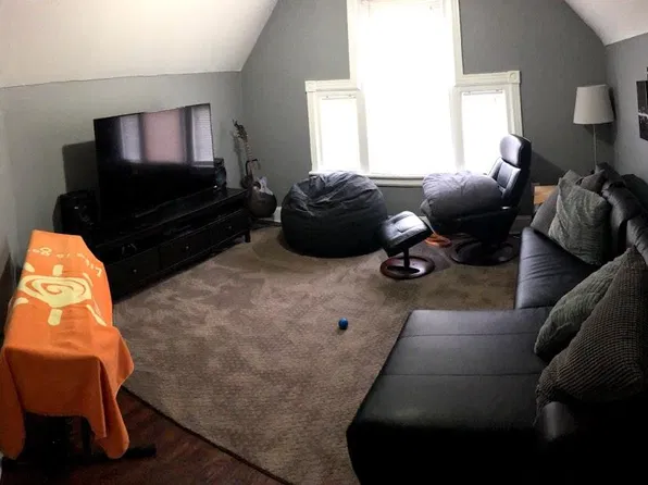 253 W Amosland Rd APT 3, Norwood, PA 19074