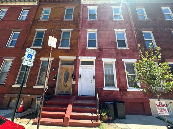 118 N Stockton St #2