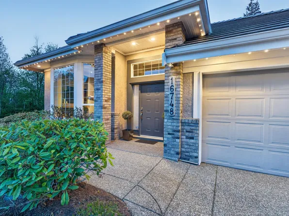 16748 109th Ave, Surrey, BC V4N 5H6
