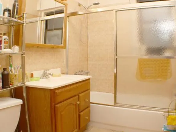 1925 Ocean Avenue image 1 of 10