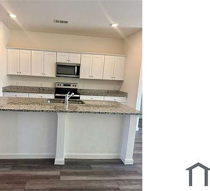 3rd image of 6052 Mojave Dr