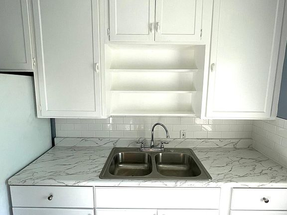 3rd image of 2075 E Broadway #205