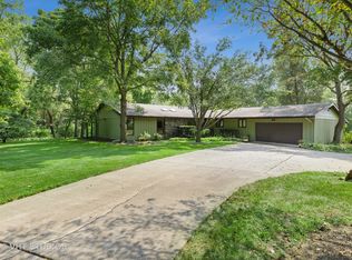 6718 Indian Ln, Long Grove, IL