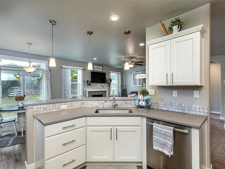 9549 Goldenpond Ct — Photo 19