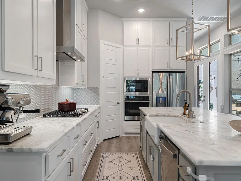 5129 Artemesia Ln — Photo 8