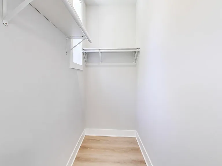 1821 S Fairfield Ave — Photo 17