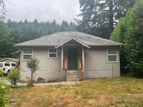 12813 Village Rd, Swisshome, OR 97480