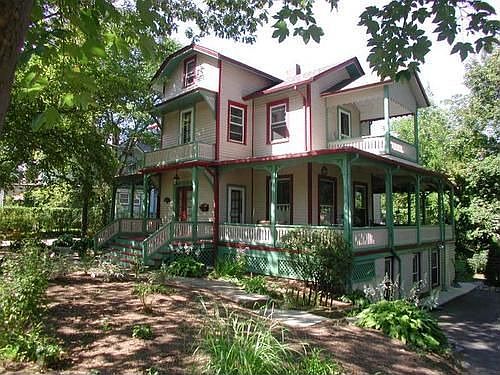 1st image of 168 Prospect Ave