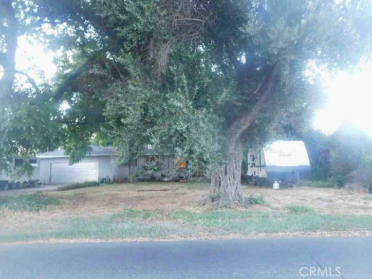 2nd image of 579 Obermeyer Ave