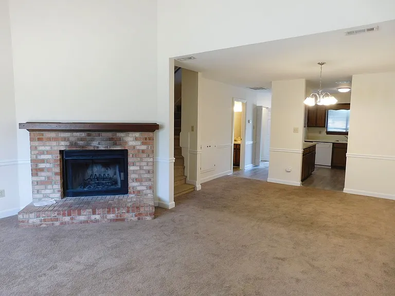 1507 College Way — Photo 17