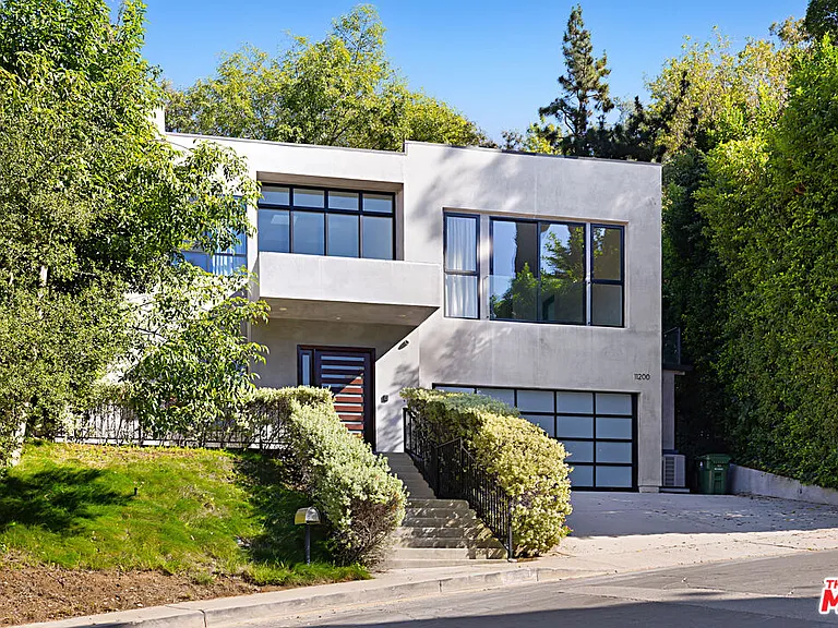 11200 Dona Lola Dr — Photo 40