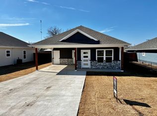 404 Powell St, Celeste, TX 75423