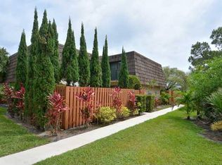 5666 SE Windsong Ln, Stuart, FL 34997