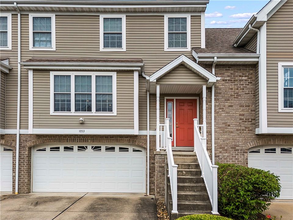 1st image of 1053 Waterford Ct E
