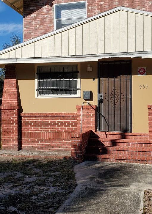 1st image of 953 12th Ave S #B