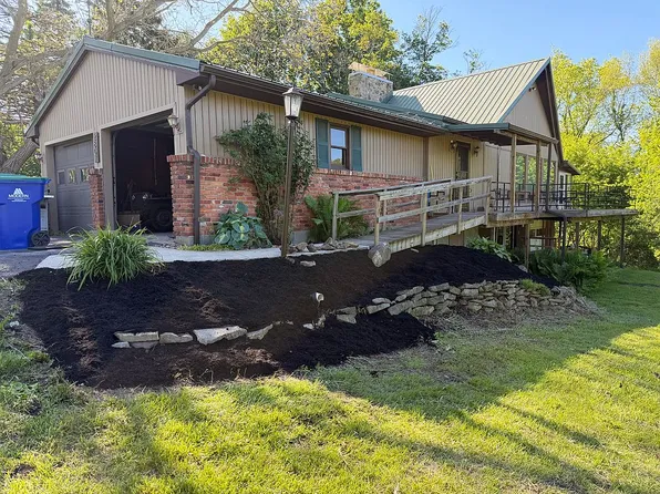 2807 Upper Mountain Rd, Sanborn, NY 14132