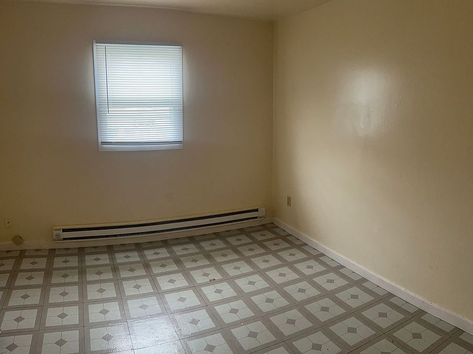 183 North Wildwood Avenue 183 N Wildwood Ave Kankakee IL Zillow