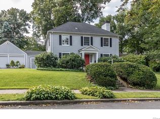 6 Merrill Rd, Norwalk, CT 06851