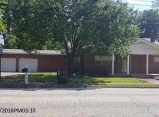 104 E Church St, Headland, AL 36345