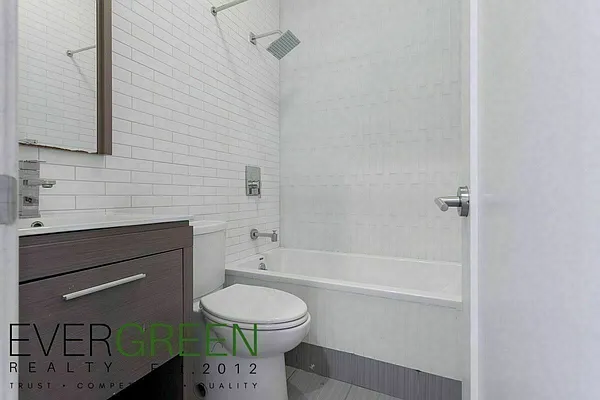 Rented by ERNY LLC | media 4