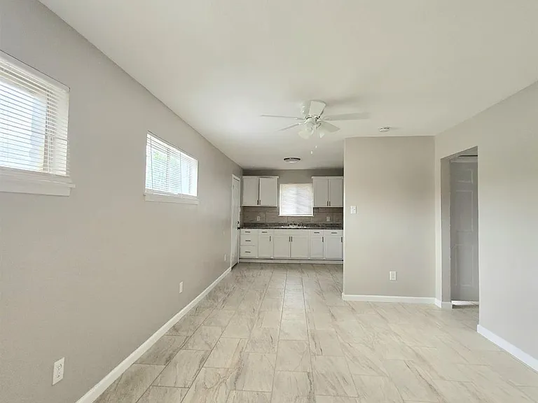 3843 Mount Pleasant St — Photo 22
