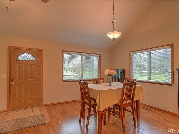 5th image of 4625 61st Ave NE