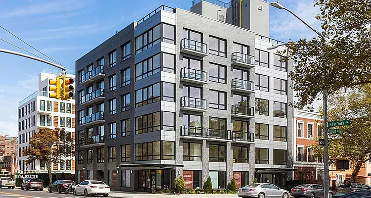 Rented by REAL New York | media 9