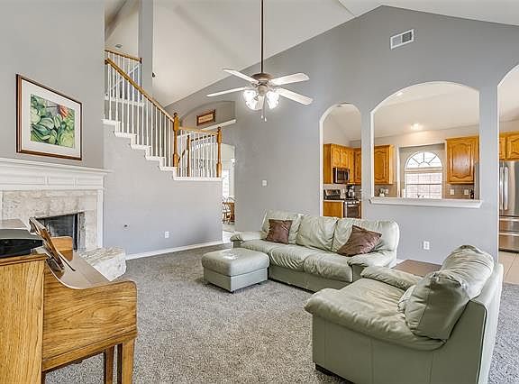 3rd image of 4924 Portview Dr