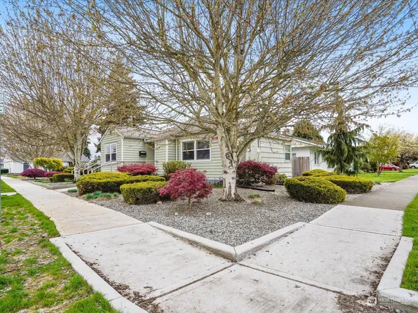102 5th Street NE, Auburn, WA 98002