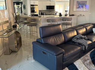 5025 S Shore Dr, New Port Richey, FL 34652