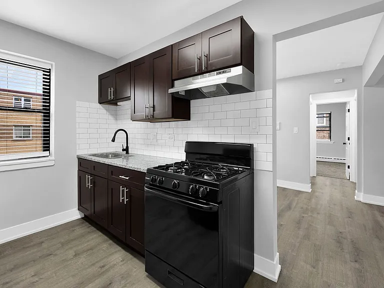 2050 E 72nd Place — Photo 8