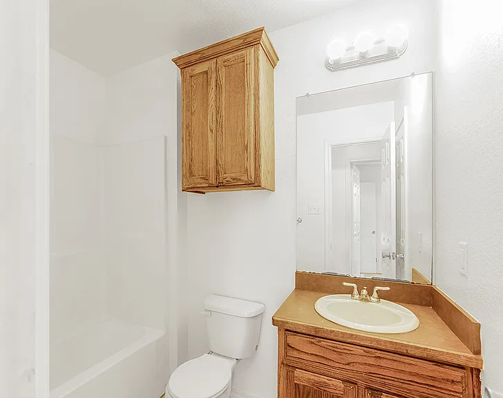 315 Isbell Rd — Photo 12