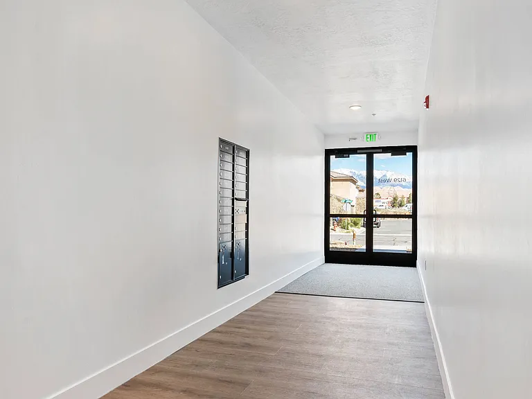 Shadow Ridge Apartments — Photo 44