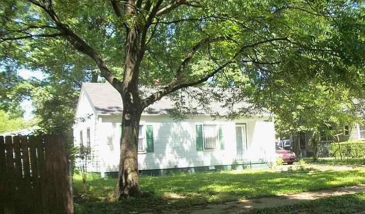 2nd image of 1477 S Highland St