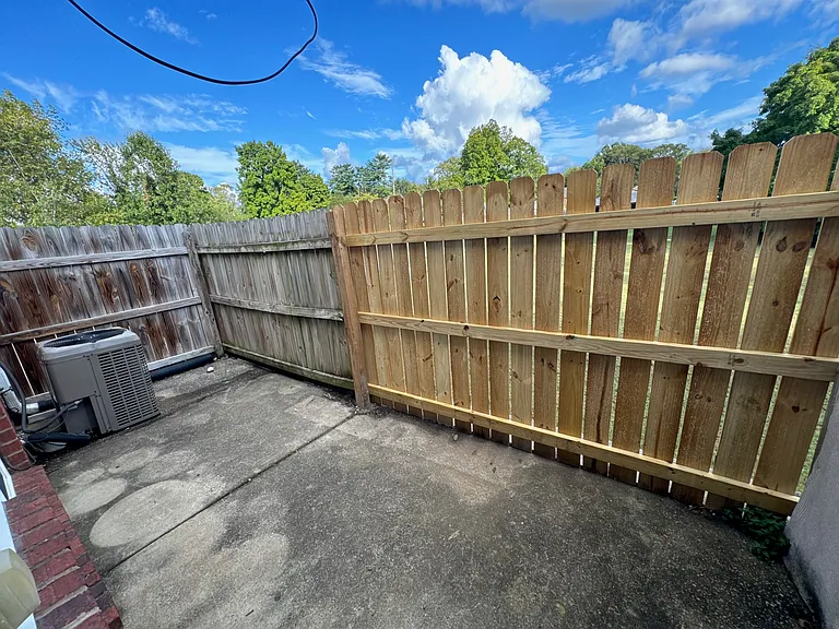 1032 Wildwood Dr — Photo 24