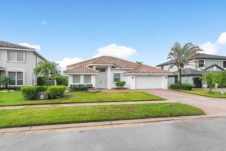 1st image of 1890 Corsica Dr