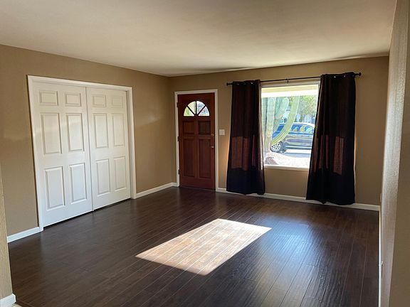 4th image of 3221 S Kachina Dr