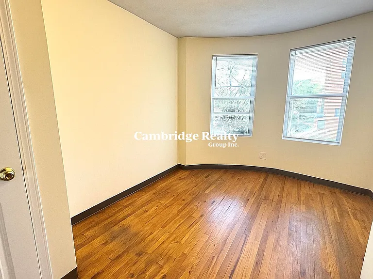 840 Huntington Ave #2T — Photo 7