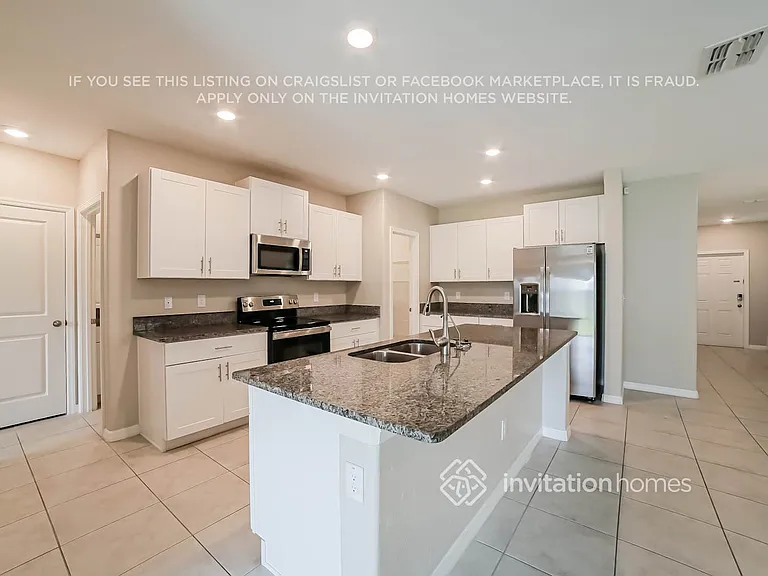 7745 Silver Berry Ct — Photo 6