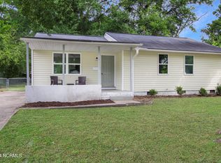 901 Davis St, Jacksonville, NC 28540