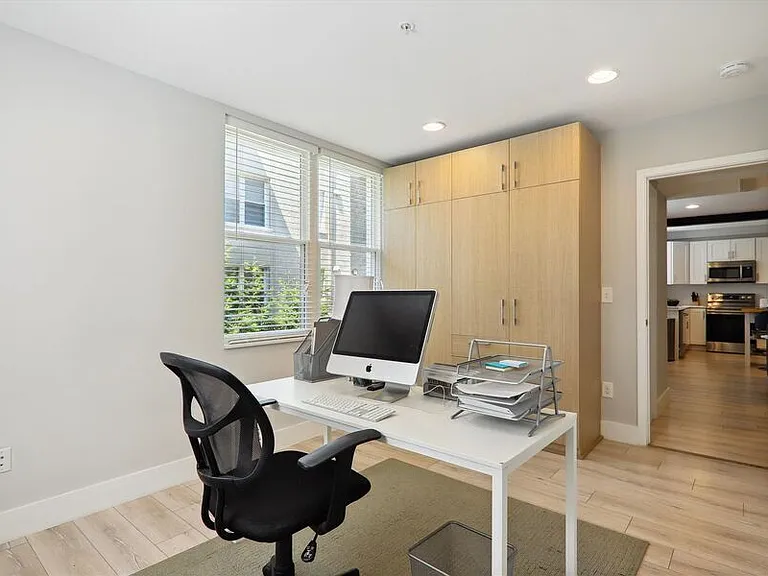 5024 9th St NW #203 — Photo 34