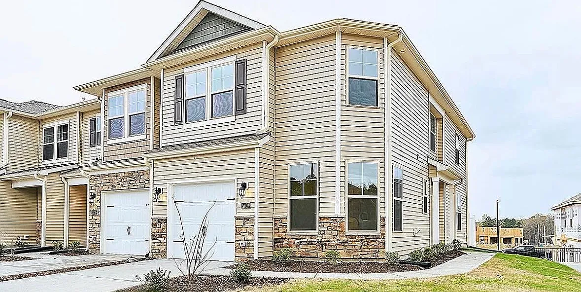 511 Flat Ford Rd — Photo 1