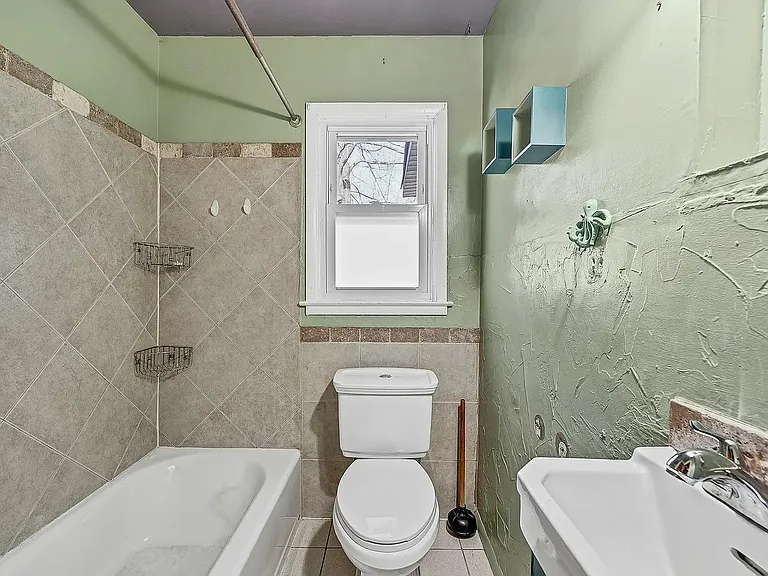 320 High St — Photo 16