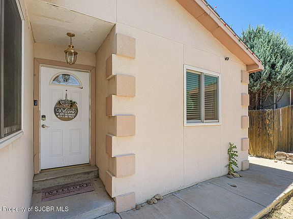 3rd image of 3015 E 22nd St