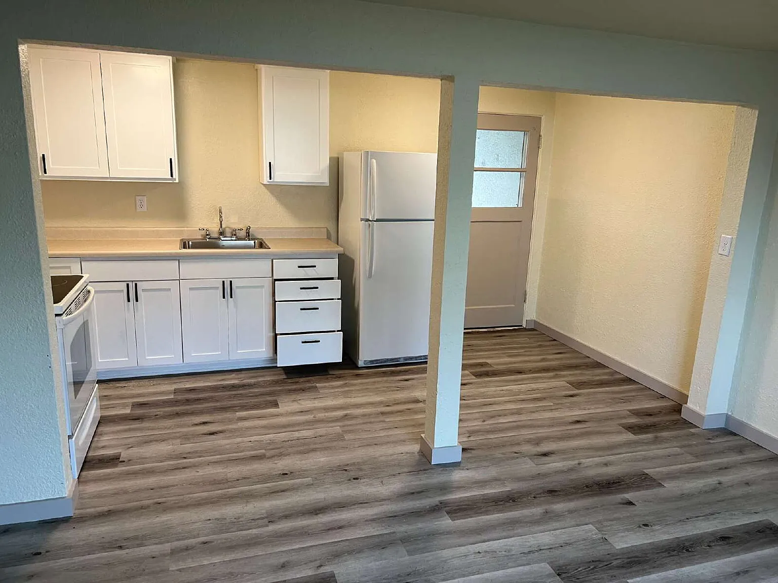 1 bed, 1.0 bath, $1,150 — Photo 3