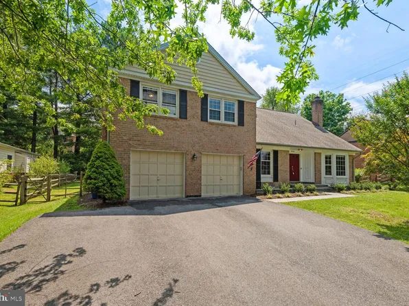 9228 Falls Chapel Way, Potomac, MD 20854