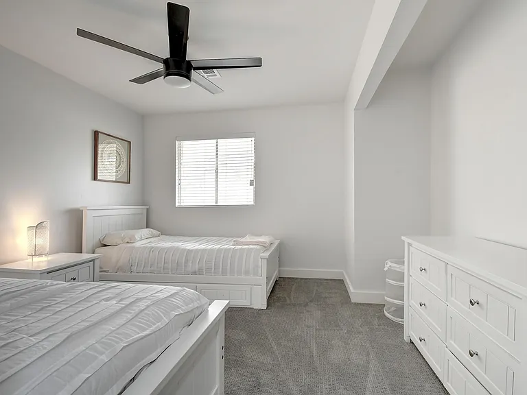 7513 E Cambridge Ave — Photo 18