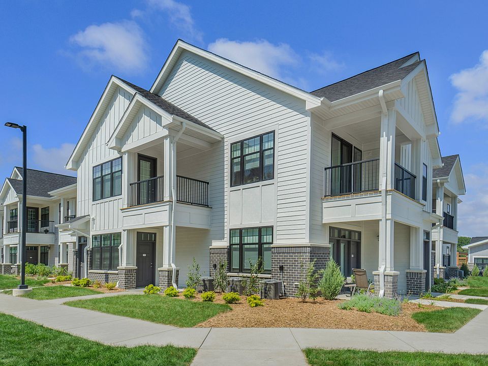Seasons at Franklin Resident Buildings