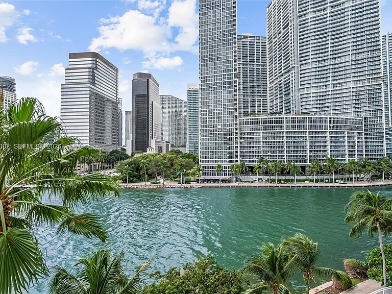 701 Brickell Key Blvd #604 — Photo 21